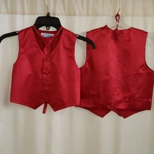 NWT Boys Red vest & tie size L & XL
